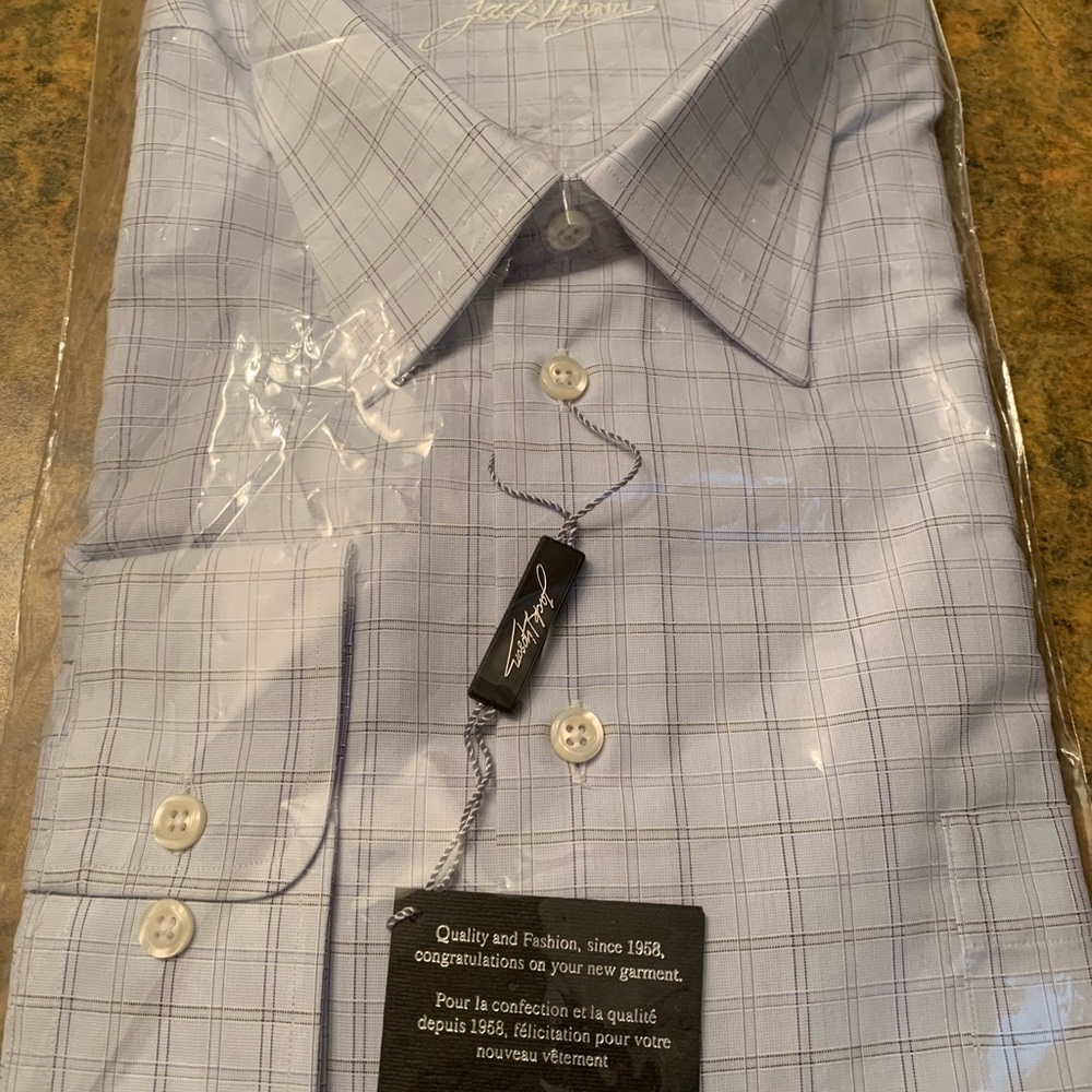 New with tags Jack Lipson shirt. 17T x 37.